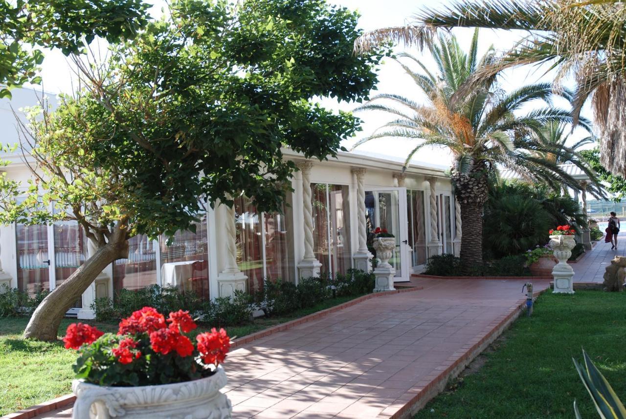 Th Cinisi - Florio Park Hotel Exterior photo